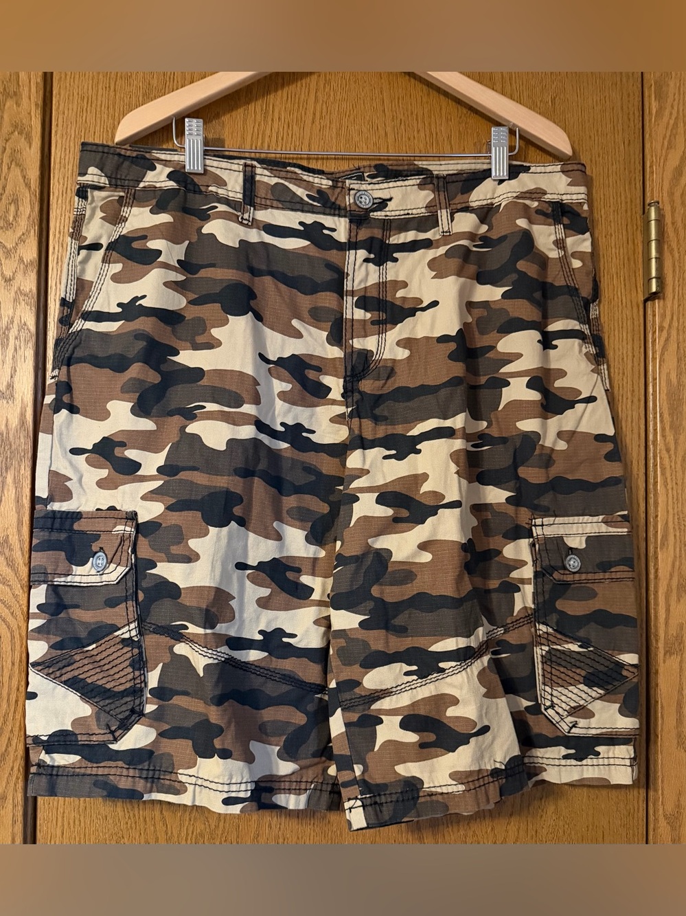 Buckle Black Men's Camo Cargo Shorts - Brown, Tan, Black